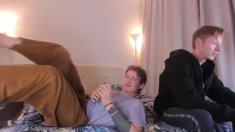 Snapshot of vince__dice chatting on 10-22-25, 09:03 Dimoooooon online show from 10-22-25, 09:03