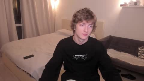 Snapshot of vince__dice chatting on 11-06-25, 05:47 Dimoooooon online show from 11-06-25, 05:47