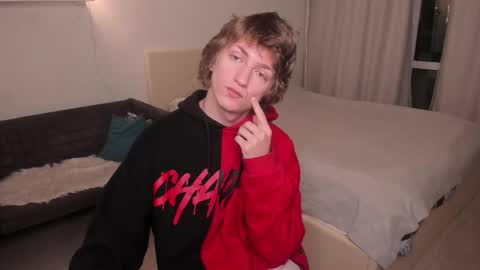 Snapshot of vince__dice chatting on 11-16-25, 04:29 Dimoooooon online show from 11-16-25, 04:29