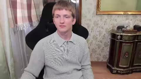 Snapshot of vince__dice chatting on 07-22-26, 05:38 Dimoooooon online show from 07-22-26, 05:38