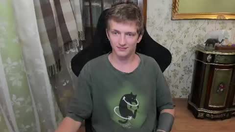Snapshot of vince__dice chatting on 07-25-26, 09:56 Dimoooooon online show from 07-25-26, 09:56