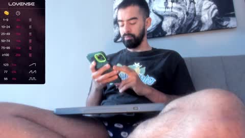 Snapshot of vince_colin chatting on 12-06-24, 12:05 VINCE online show from 12-06-24, 12:05