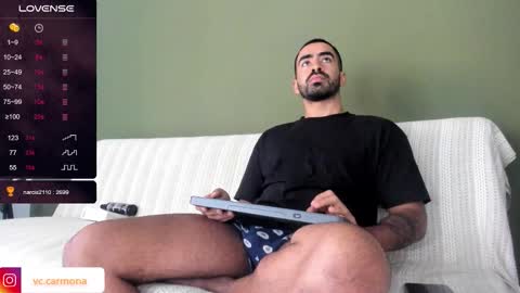 Snapshot of vince_colin chatting on 11-18-25, 11:58 VINCE online show from 11-18-25, 11:58