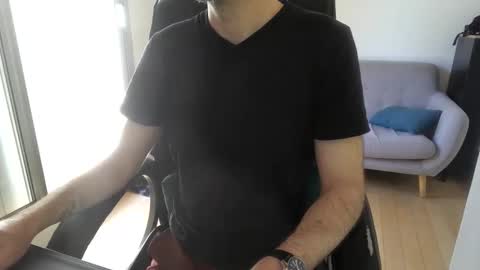 Snapshot of vince_du_80 chatting on 05-22-26, 12:33 Vince online show from 05-22-26, 12:33