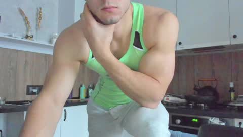 Vincent.  uncut 18cm online show from 12-20-24, 08:49