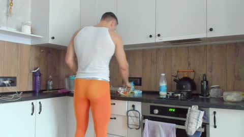 Vincent.  uncut 18cm online show from 01-16-25, 09:16