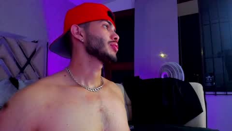 Snapshot of vincentblack_ chatting on 06-28-26, 03:23 Vincent online show from 06-28-26, 03:23