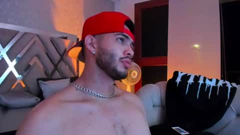 Snapshot of vincentblack_ chatting on 07-08-26, 04:28 Vincent online show from 07-08-26, 04:28