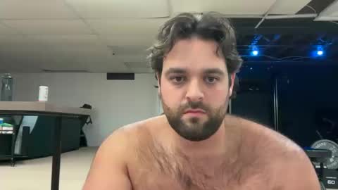 Snapshot of vinfaro27 chatting on 10-14-25, 03:51 Vinfaro27 online show from 10-14-25, 03:51