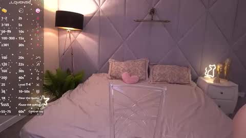 Snapshot of vinnasky chatting on 11-25-25, 07:41 Milla online show from 11-25-25, 07:41