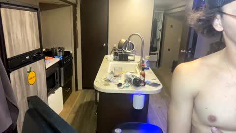 Snapshot of vinsmoke_sanji2020 chatting on 12-11-24, 05:43 Sanji online show from 12-11-24, 05:43