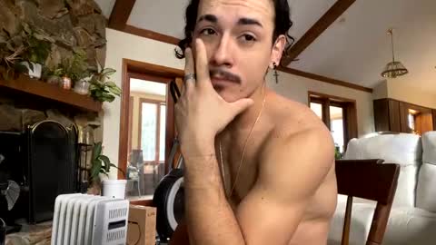 Snapshot of vinsmoke_sanji2020 chatting on 02-22-25, 05:13 Sanji online show from 02-22-25, 05:13