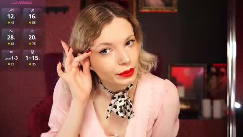 Snapshot of vinyl_kiss chatting on 03-10-26, 08:36 Carrie Next streams Sat Sun 3pm-11pm EST online show from 03-10-26, 08:36