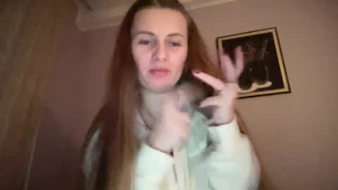 Funny  girl online show from 12-05-25, 04:43