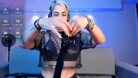 Snapshot of violeet_scott chatting on 01-23-25, 10:54 Violett Everyday From 0530 to 1430 Col Time online show from 01-23-25, 10:54