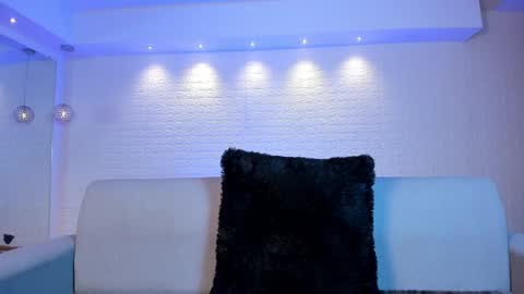 Snapshot of violeet_scott chatting on 02-21-25, 10:50 Violett Everyday From 0530 to 1430 Col Time online show from 02-21-25, 10:50