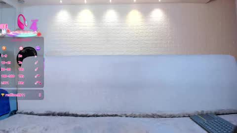 Snapshot of violeet_scott chatting on 03-11-25, 01:56 Violett Everyday From 0530 to 1430 Col Time online show from 03-11-25, 01:56