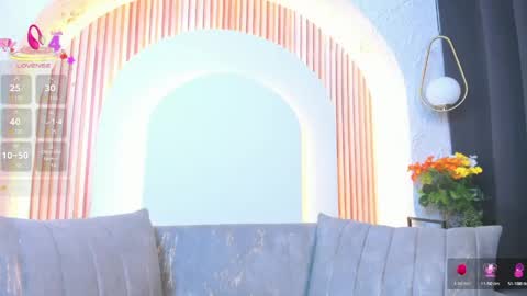 Snapshot of violeet_scottt chatting on 04-30-26, 10:32 Violette online show from 04-30-26, 10:32