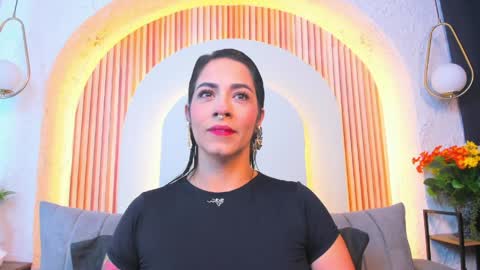 Snapshot of violeet_scottt chatting on 06-06-26, 10:42 Violette online show from 06-06-26, 10:42