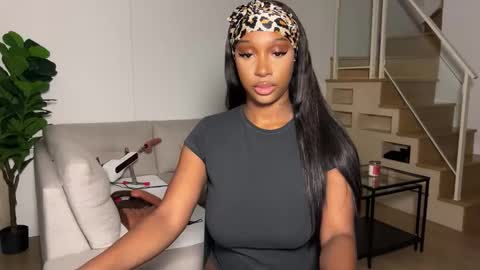 Fantasy Black Girl online show from 11-09-25, 06:55