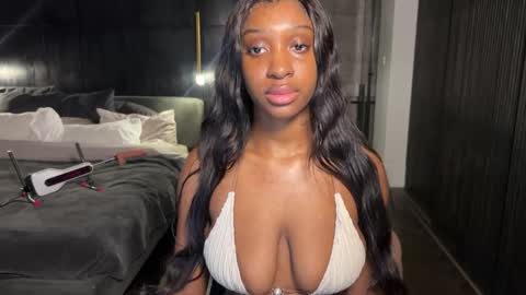 Fantasy Black Girl online show from 05-11-26, 04:04