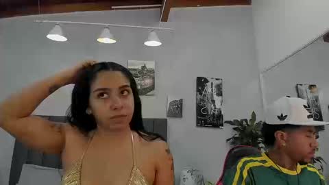 Violet and Myers online show from 09-25-25, 01:37