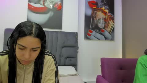 Violet and Myers online show from 10-11-25, 11:42