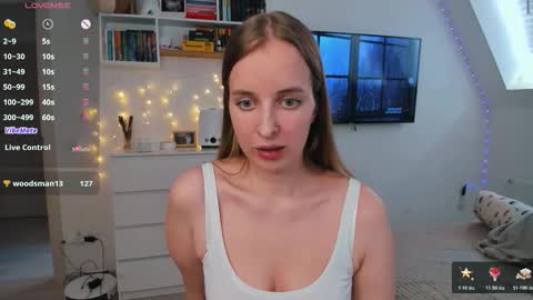 Violet online show from 03-10-26, 01:05