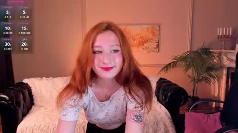 Snapshot of violet_griffen chatting on 06-30-26, 05:41 VIOLET online show from 06-30-26, 05:41