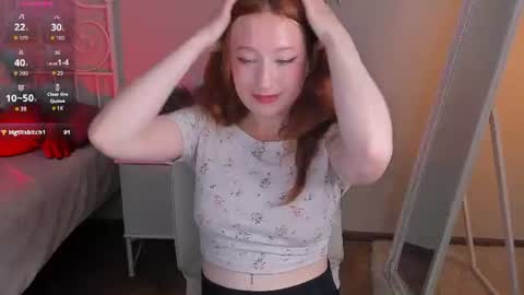 Snapshot of violet_griffen chatting on 07-30-26, 04:06 VIOLET online show from 07-30-26, 04:06
