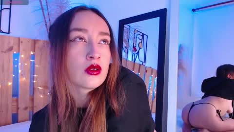 Snapshot of violet_jonesss chatting on 03-03-25, 01:42 Violet Jones online show from 03-03-25, 01:42