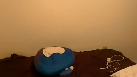Violet Kitty online show from 07-21-26, 06:49