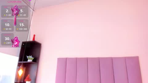 violet online show from 11-19-25, 12:49