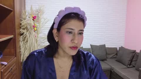 violet_rousse7 online show from 05-28-26, 05:38