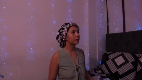 Violeta online show from 02-25-26, 10:36