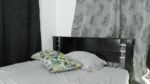 violeta_gracee online show from 04-25-26, 01:30