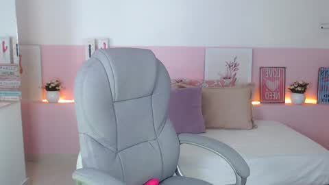 Violeta leon online show from 02-11-25, 06:19