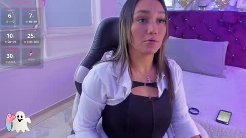 Snapshot of violeta_medina chatting on 01-09-25, 02:22 violeta_medina online show from 01-09-25, 02:22