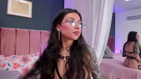 Snapshot of violeta_muns chatting on 06-26-26, 06:12 Violeta online show from 06-26-26, 06:12