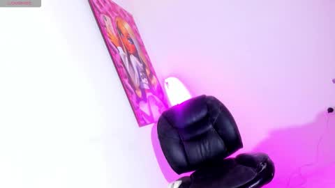 Violeta Princess Please help me with your thumbs up its important   online show from 03-18-26, 04:04