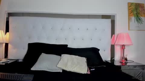 Snapshot of violeta_rosex chatting on 12-17-24, 03:17 violeta_rosex online show from 12-17-24, 03:17