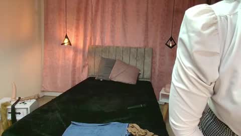 VIOLETA online show from 02-14-25, 12:57