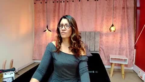 VIOLETA online show from 03-10-25, 01:54