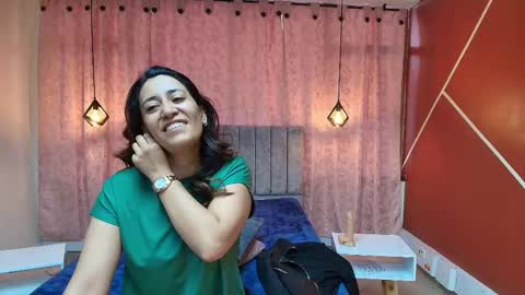 VIOLETA online show from 09-26-25, 02:54