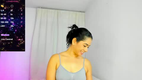 Snapshot of violetasotter chatting on 06-06-26, 11:26 Violeta online show from 06-06-26, 11:26