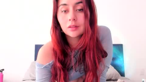Snapshot of violetasweet20 chatting on 10-23-25, 09:24 Sara Torres online show from 10-23-25, 09:24