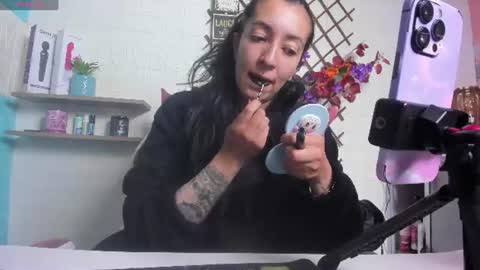 Violeta online show from 07-12-26, 05:37
