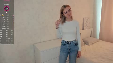 Mia online show from 10-18-25, 03:20