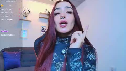 Snapshot of violeth_rosse_ chatting on 12-17-25, 08:37 violeth_rosse_ online show from 12-17-25, 08:37