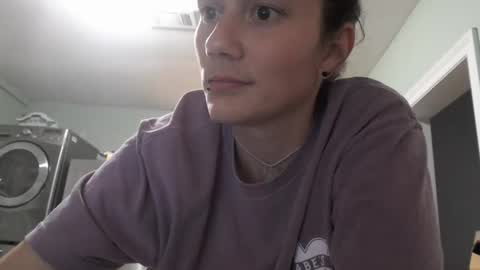 Violet Hooper online show from 02-25-26, 05:06